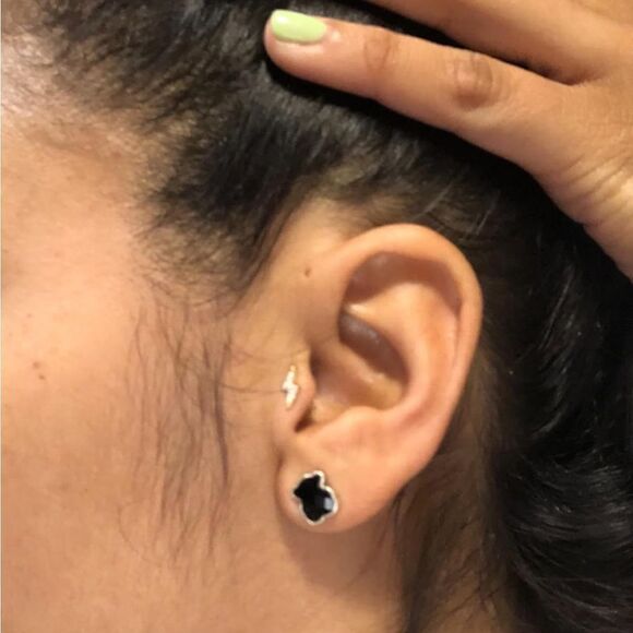 New 925 Sterling Silver CZ Lighting Bolt Stud Earrings - Picture 6 of 12